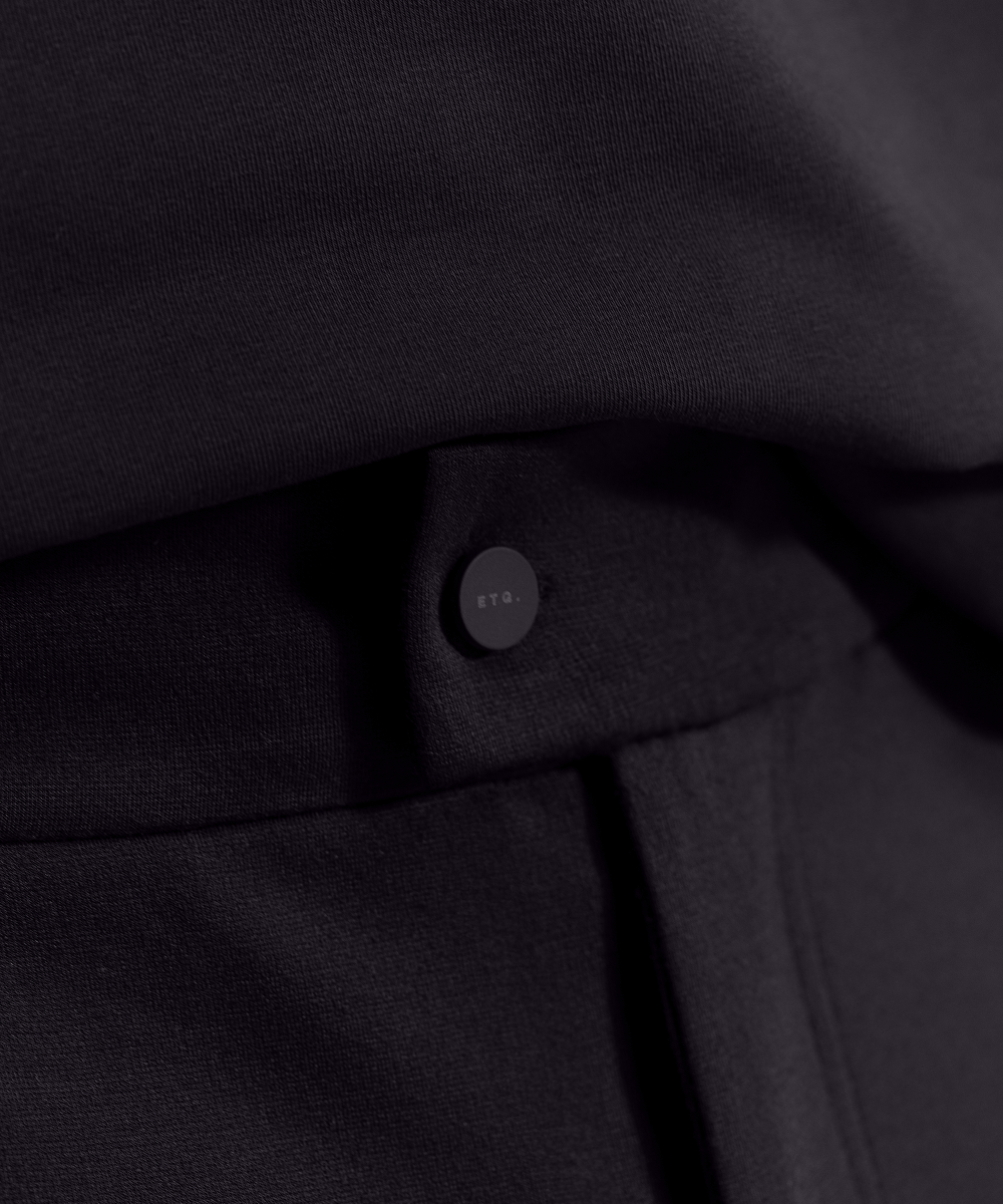 TP 01 Essence Straight Black 2.0