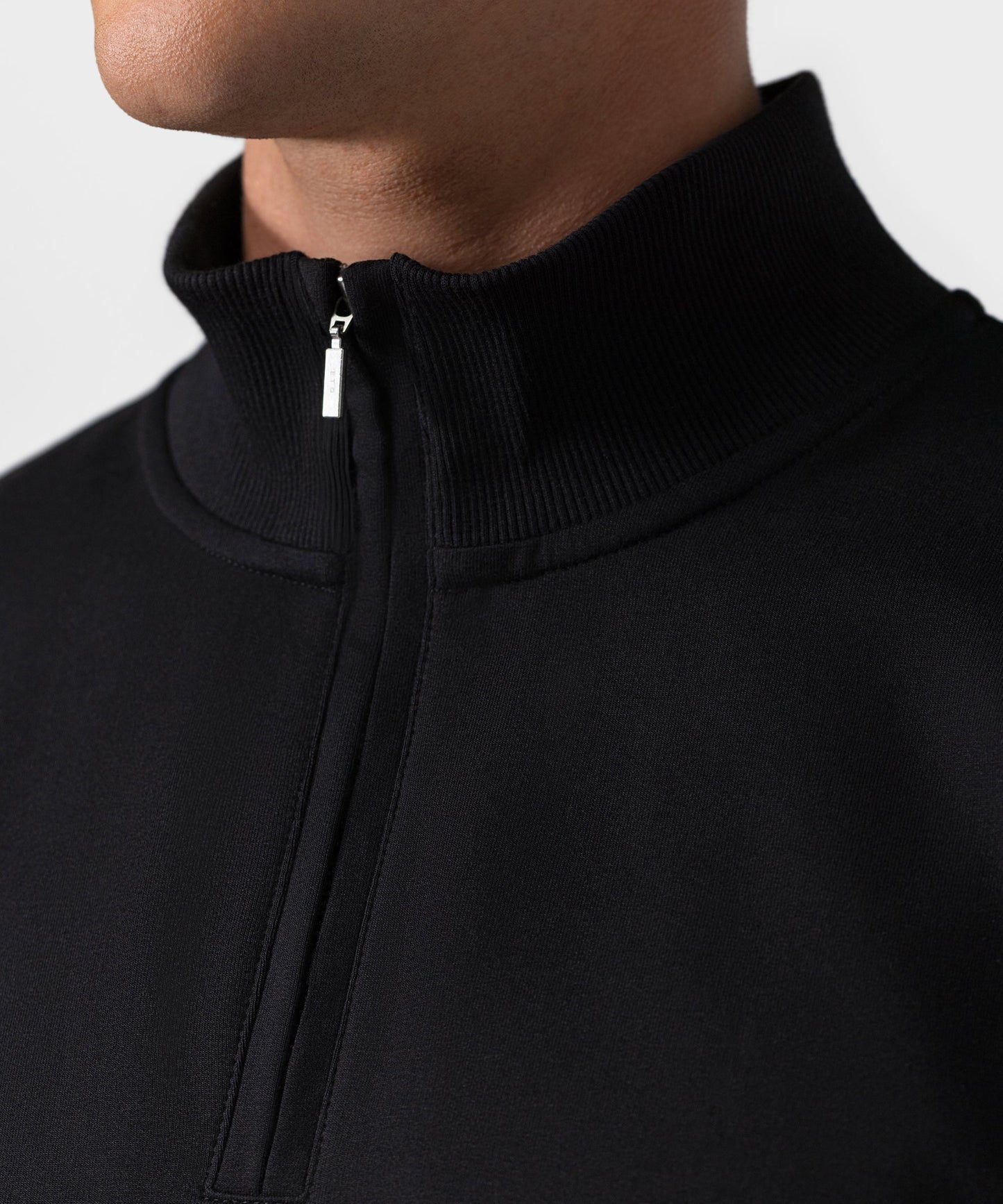 SW 03 Marked Half Zip Black